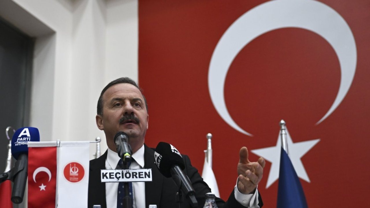 Anahtar Parti Genel Başkanı Ağıralioğlu, partisinin iftar programına katıldı