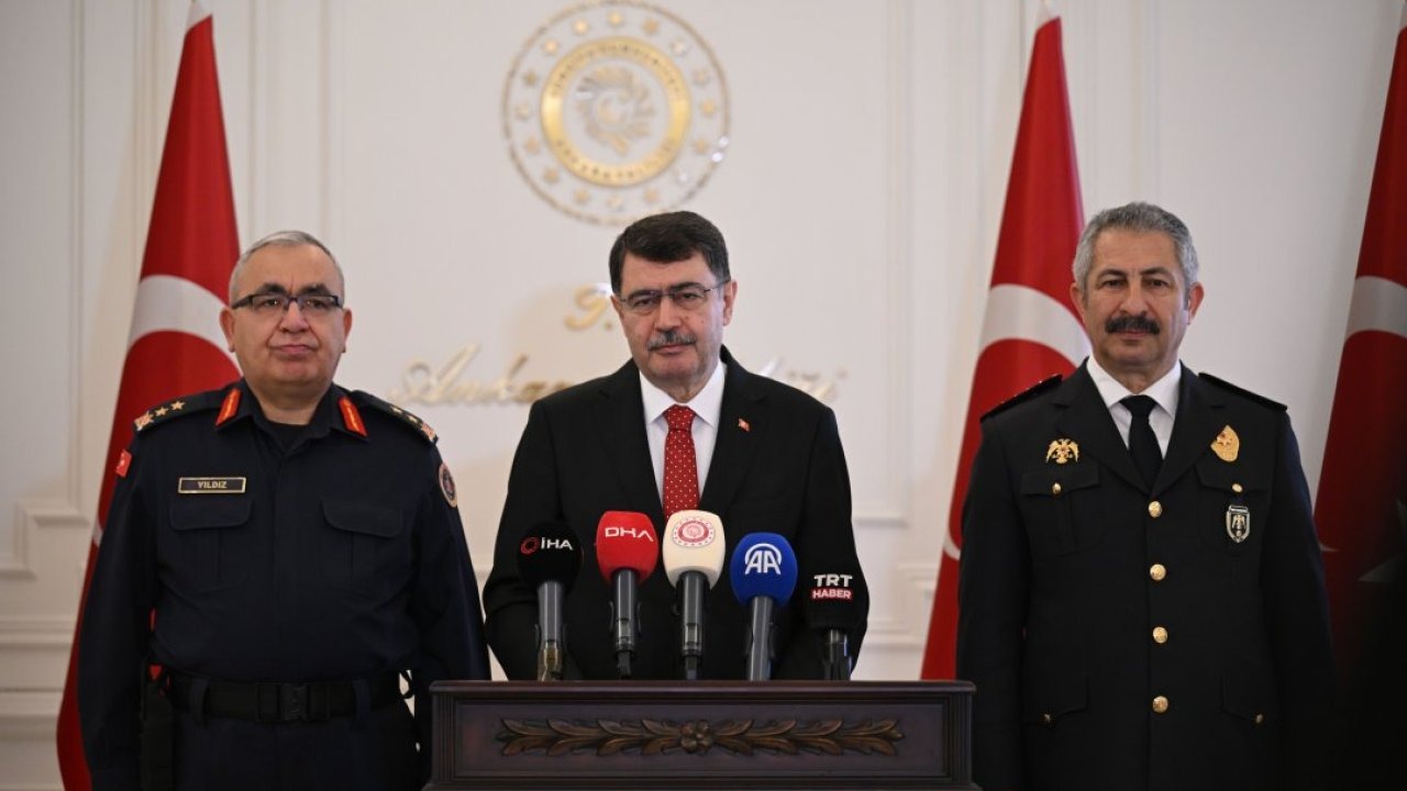 Ankara'da bayram tedbirleri kapsamında 23 bin 769 emniyet ve jandarma personeli görev yapacak