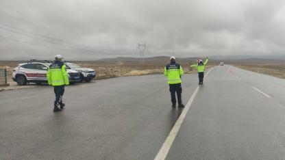 Bayramda jandarma sahada