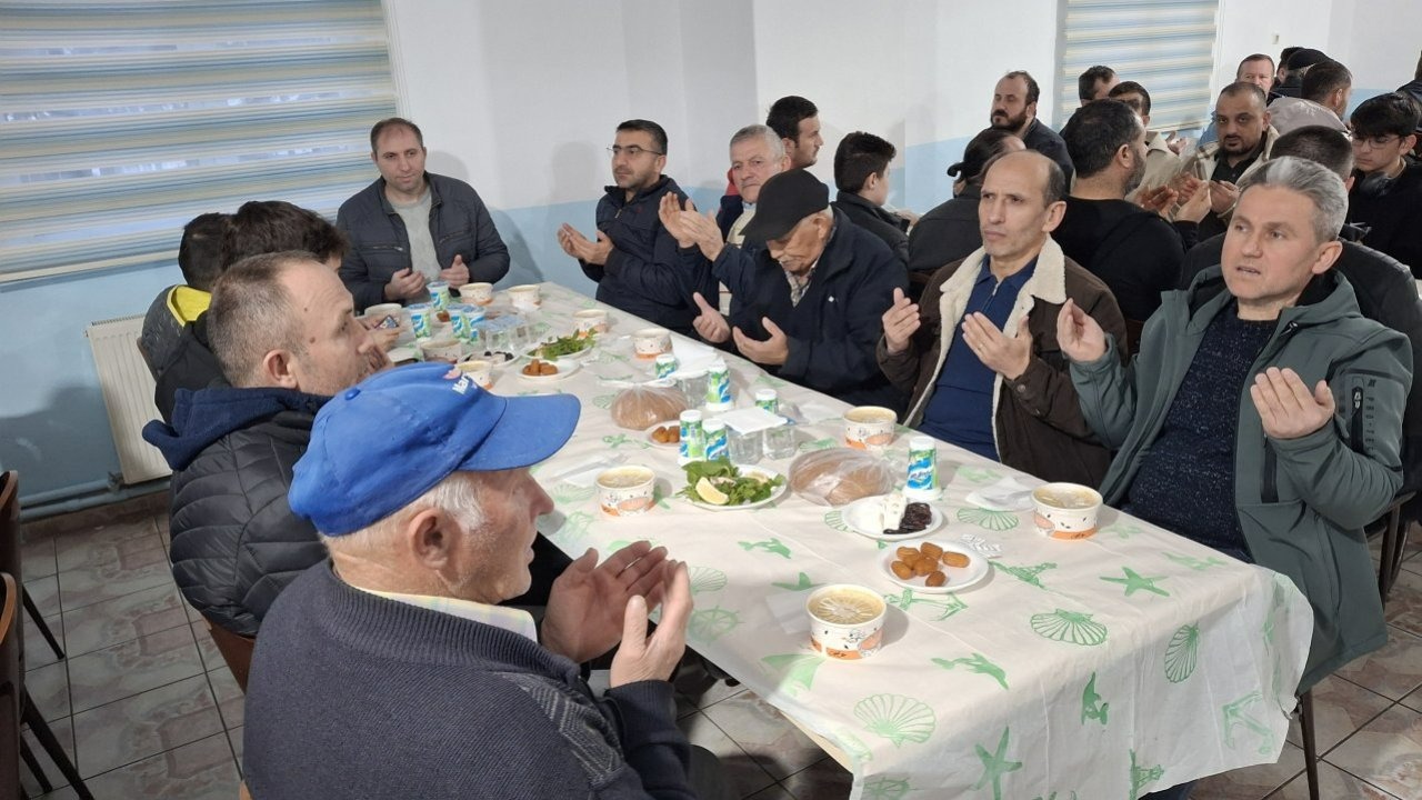 Beypazarı'nda yaşayan Bartınlılar iftarda buluştu