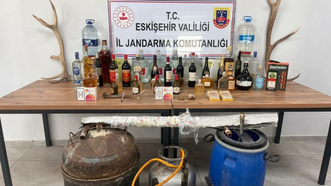 Eskişehir’de kaçak alkol operasyonunda 3 kişi gözaltına alındı