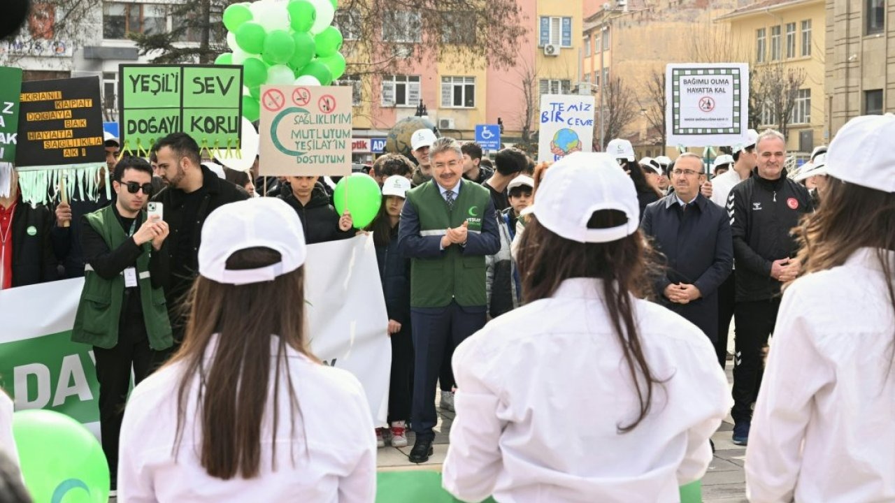 Eskişehir'de Yeşilay Haftası kapsamında farkındalık etkinliği düzenlendi