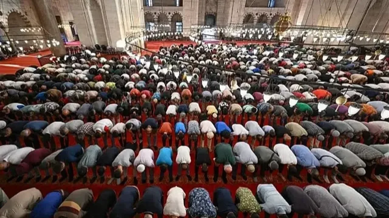 Karaman’da bayram namazı 07.21’de