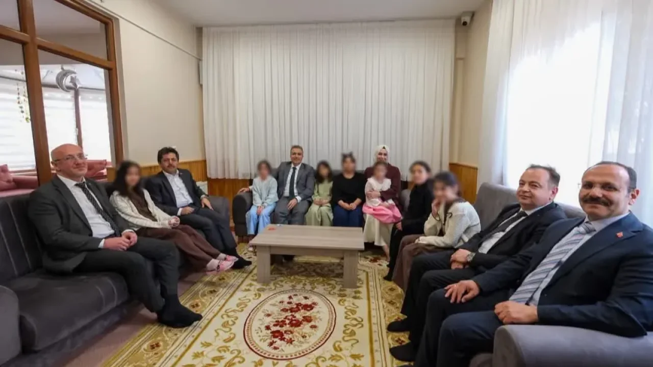 Karaman'da bayramda anlamlı ziyaretler