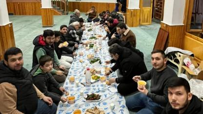 Karaman'da kardeşlik sofrası