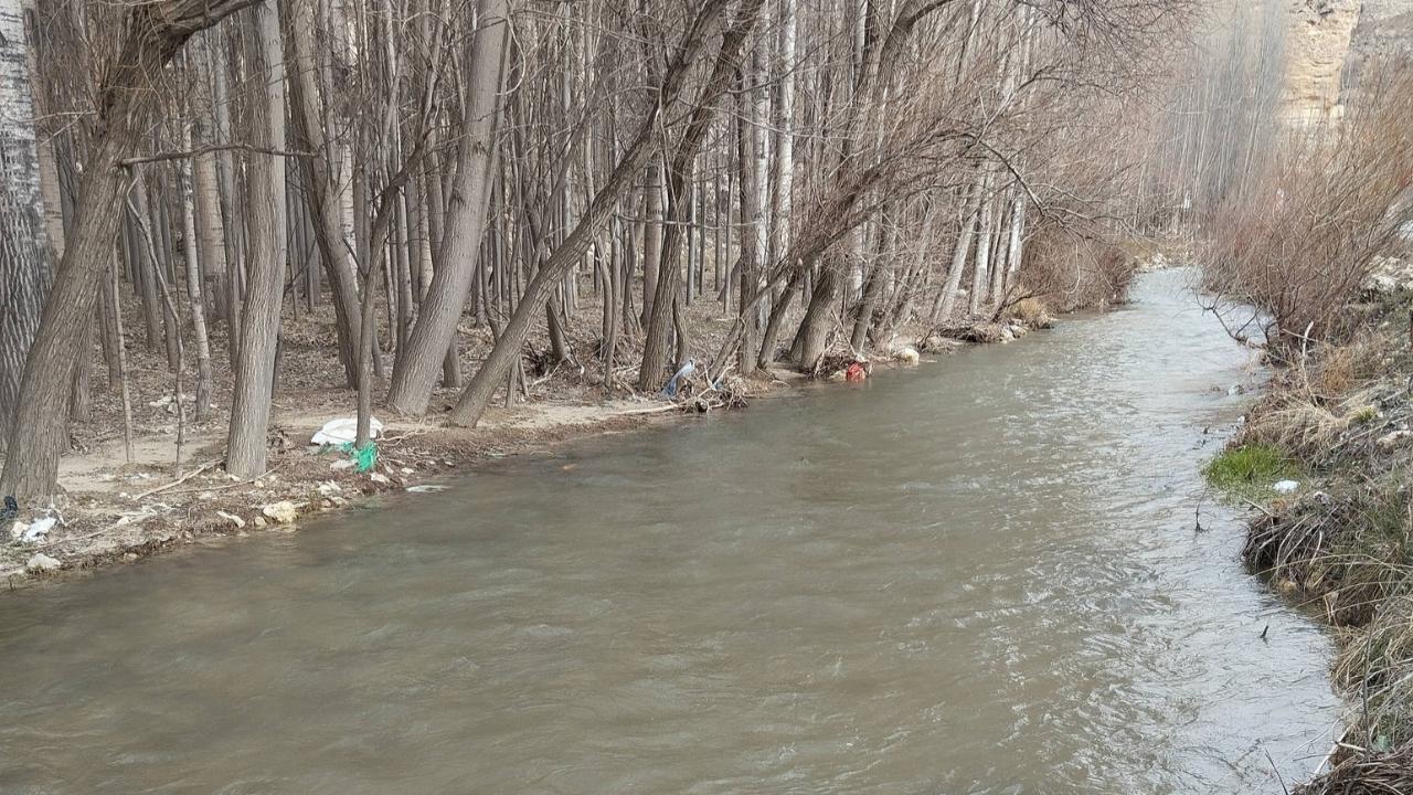 Karaman'da o dere coştu