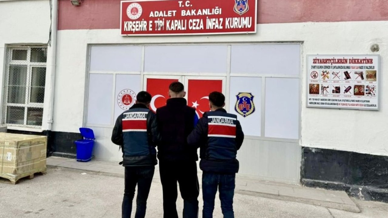 Kırşehir'de cezaevinden izinli çıkan hükümlü uyuşturucu operasyonunda yakalandı