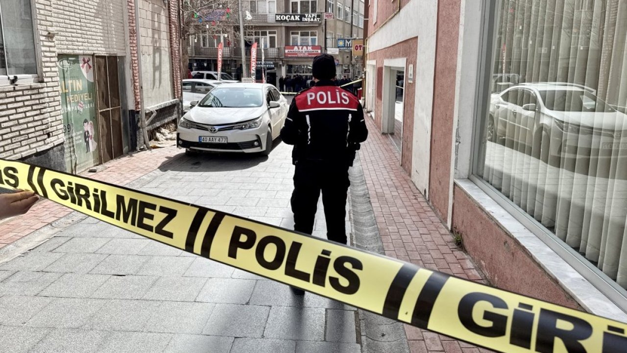 Kırşehir'de kahvehaneye yapılan silahlı saldırıda 2 kişi yaralandı