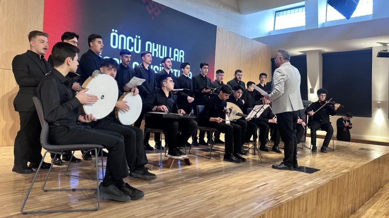 Konya'da "Öncü Okullar Öncü Şahsiyetler" programı başladı