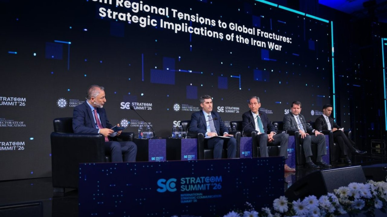 Milli İstihbarat Akademisi Başkan Yardımcısı Uygur, STRATCOM Zirvesi'ndeki panelde konuştu: