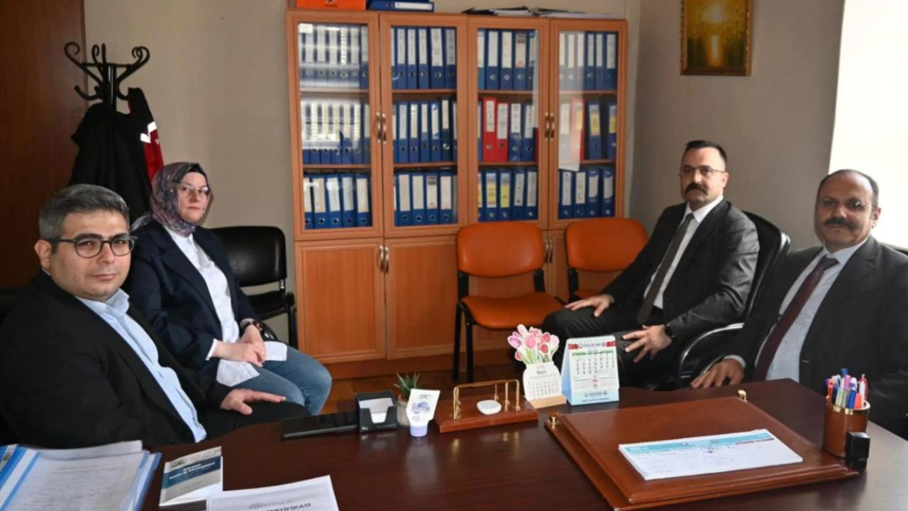 Müdür Ulaş'tan çocuk evlerine ziyaret