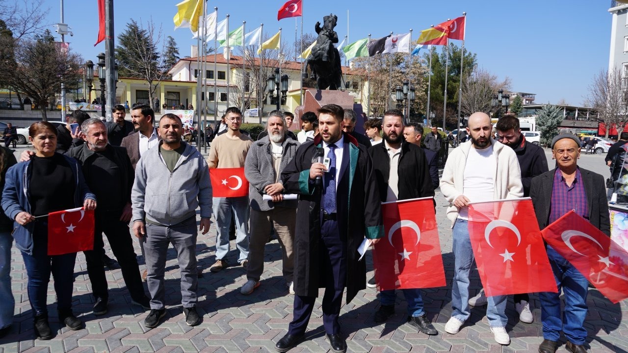 Polatlı'da parklarda işletmecilik yapan esnaftan belediyenin tahliye kararına protesto