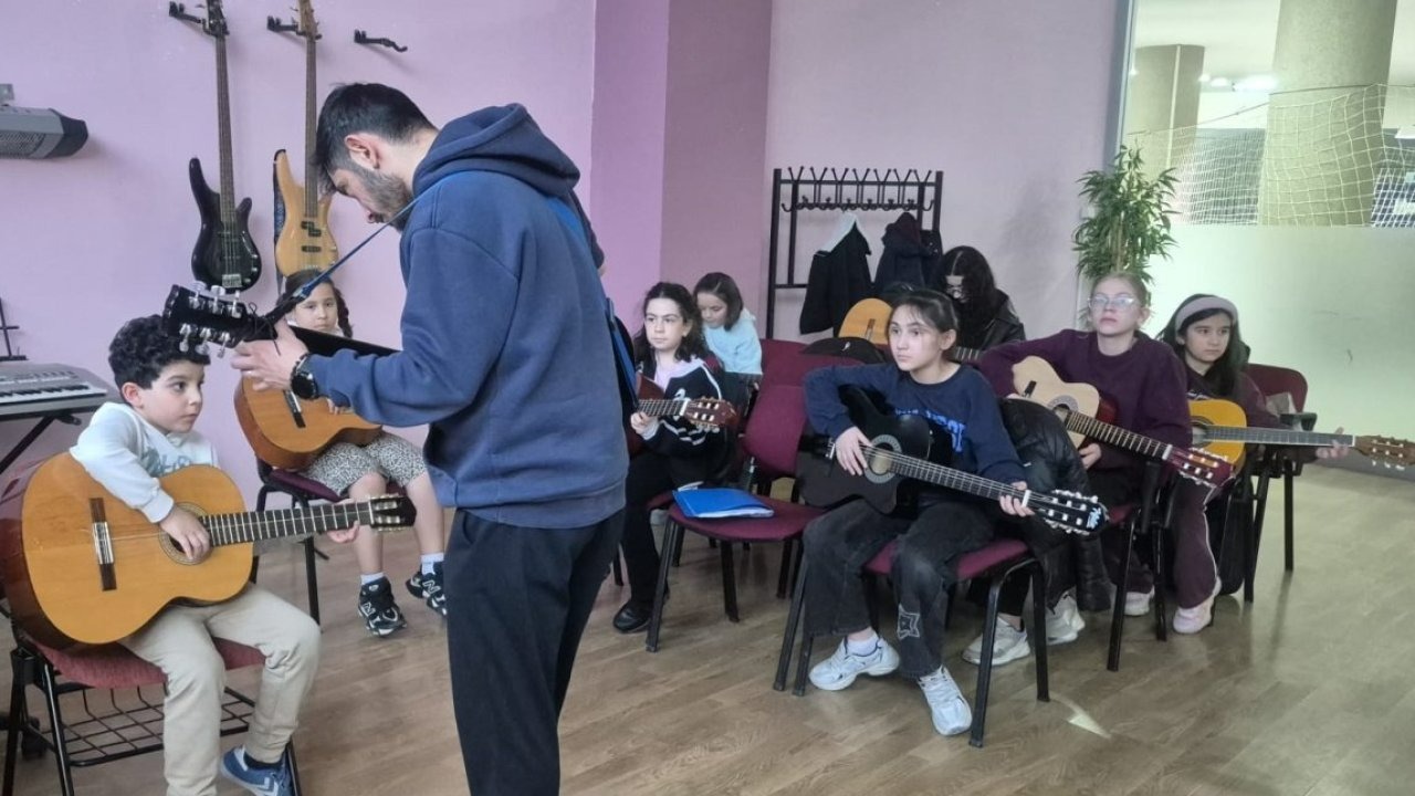 Pursaklar'da müzik kursları ilgi görüyor