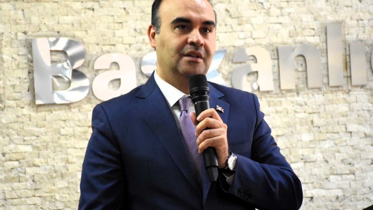 Sanayi ve Teknoloji Bakanı Kacır, Aksaray'da AK Parti İl Başkanlığı ziyaretinde konuştu: