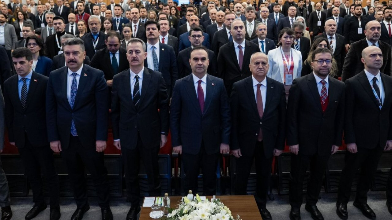 Savunma Sanayii Başkanı Görgün, 21. KOBİ Zirvesi'nde konuştu: