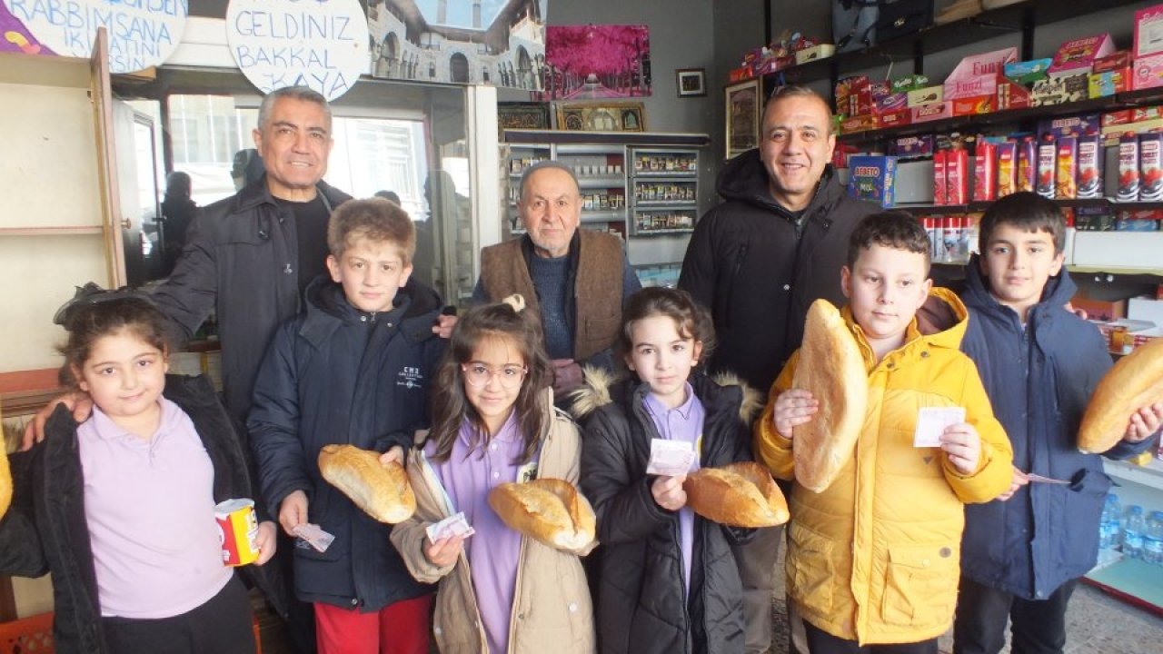 Sivas'ta öğrenciler askıda ekmek kampanyası başlattı