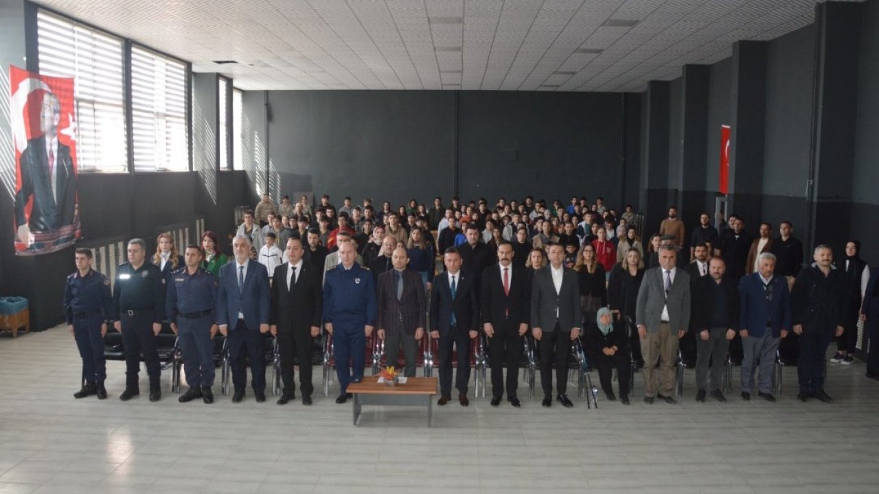 Sivrihisar'da Çanakkale Deniz Zaferi'nin 111. yıl dönümü kutlandı