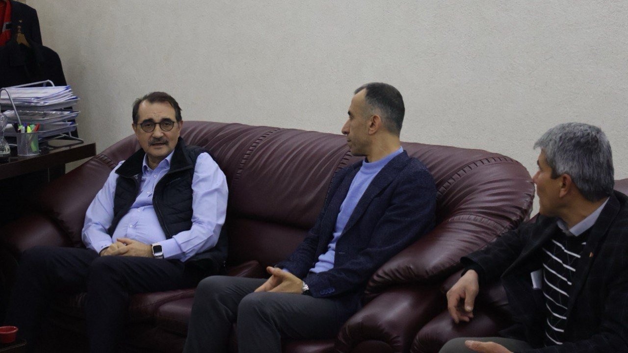 TBMM Yapay Zeka Araştırma Komisyonu Başkanı Dönmez, Alpagut'ta doğal gaz çalışmalarının başladığını bildirdi