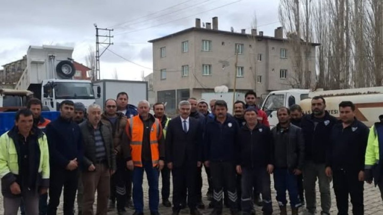 Ulaş Belediye Başkanı İlbey, belediye personeliyle bayramlaştı