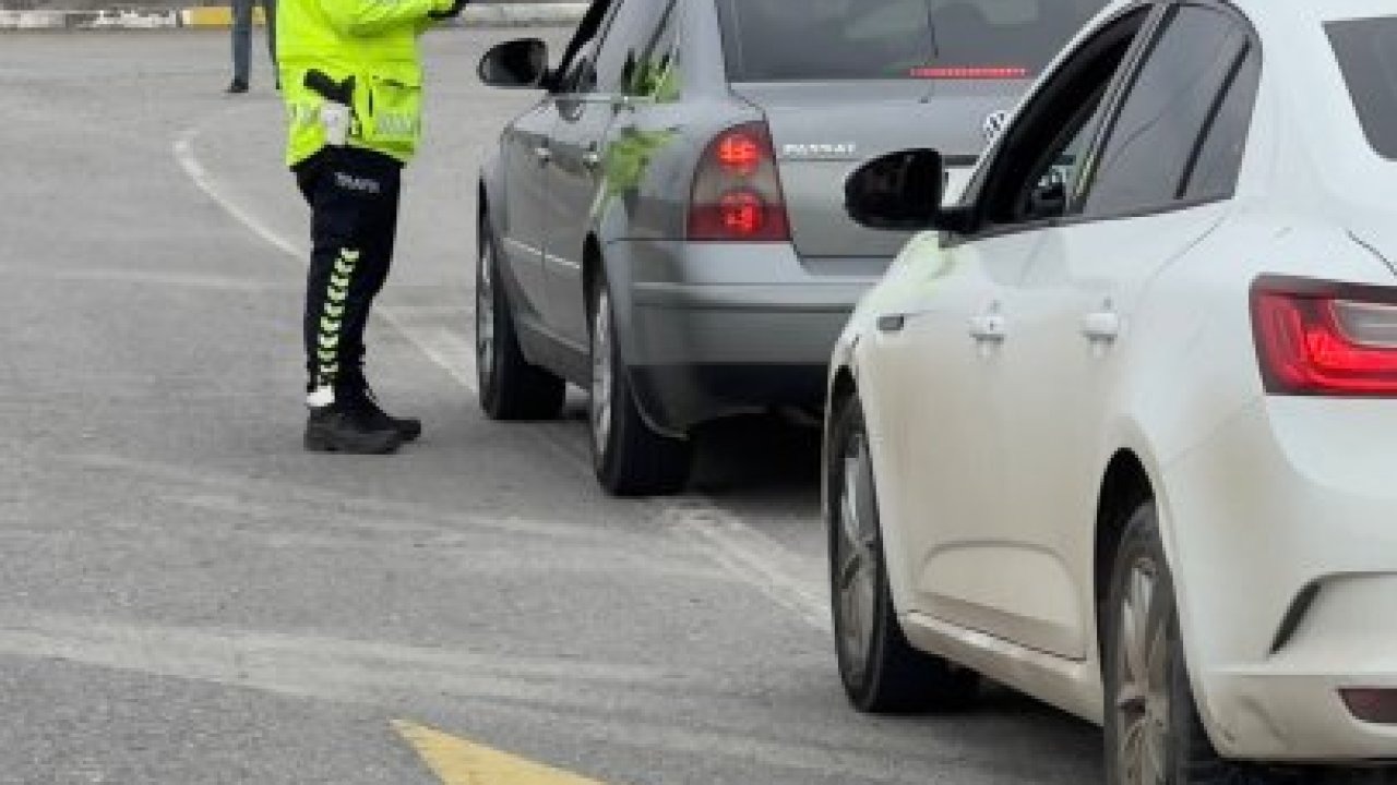 Ulaş'ta bayram öncesi trafik denetimleri artırıldı