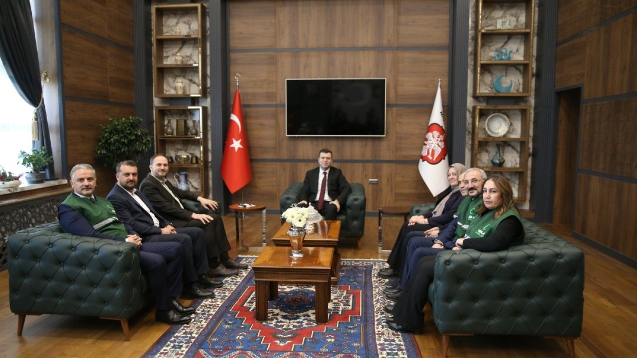 Yeşilay Genel Başkanı Dinç, Niğde'de konuştu: