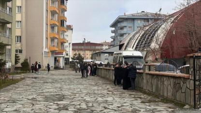 5,2 büyüklüğünde deprem