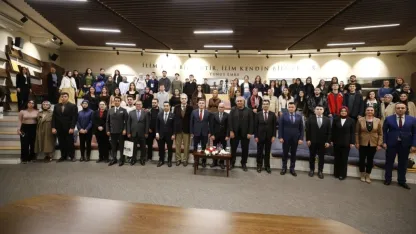 Eskişehir'de üniversite öğrencilerine "IBAN kiralama dolandırıcılığı" anlatıldı