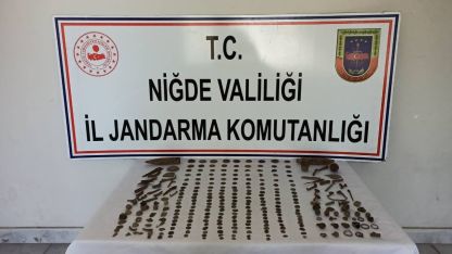 Niğde'de tarihi eser niteliğinde 190 sikke ve 100 obje ele geçirildi