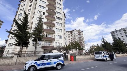 Kayseri'de apartmanın üçüncü katından düşen otizmli çocuk yaralandı