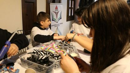 Eskişehir'de ortaokul öğrencileri atık malzemeleri tasarım ürünlerine dönüştürdü