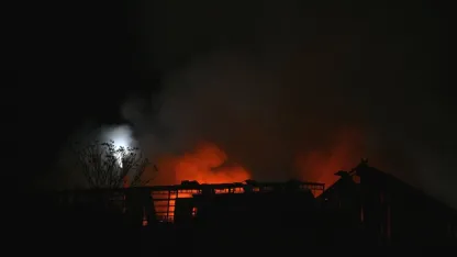 GÜNCELLEME - Ankara'da ilaç fabrikasında çıkan yangın söndürüldü