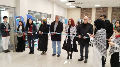 Sivas'ta, Filistin temalı resim sergisi açıldı