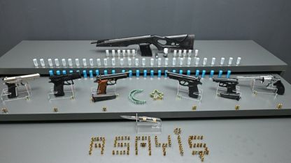 Kırşehir'de ruhsatsız 6 tabanca, havalı tüfek ve 675 fişek ele geçirildi