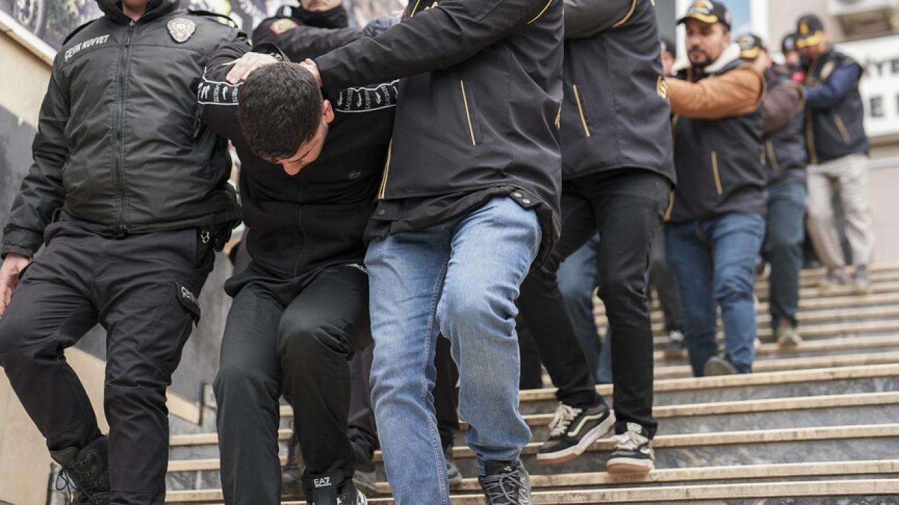 722 şüpheli gözaltına alındı