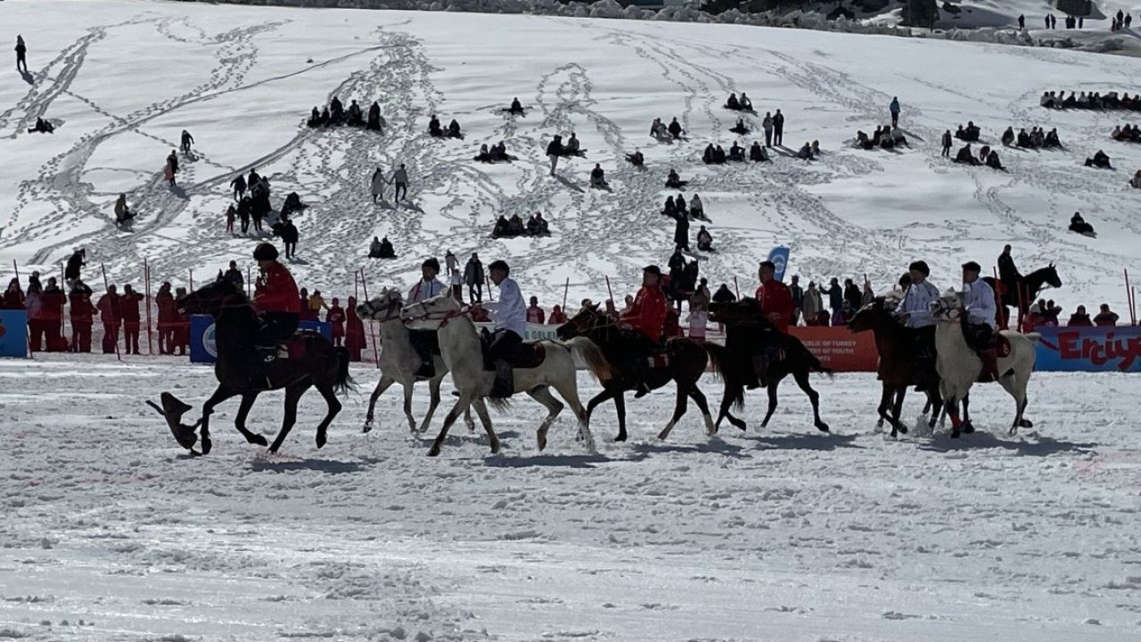 Ata sporu "kökbörü" Türkiye'de yaygınlaşıyor