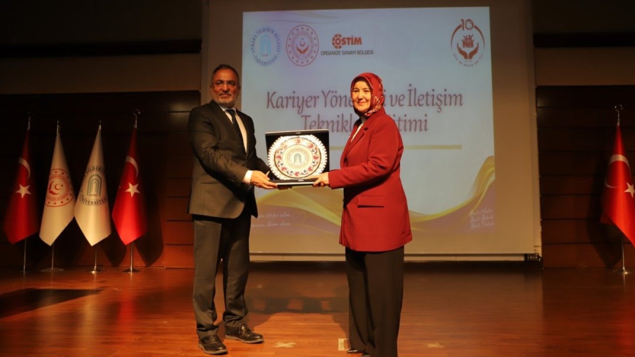 AYBÜ'de "Kariyer yönetimi ve iletişim teknikleri eğitimi" düzenlendi