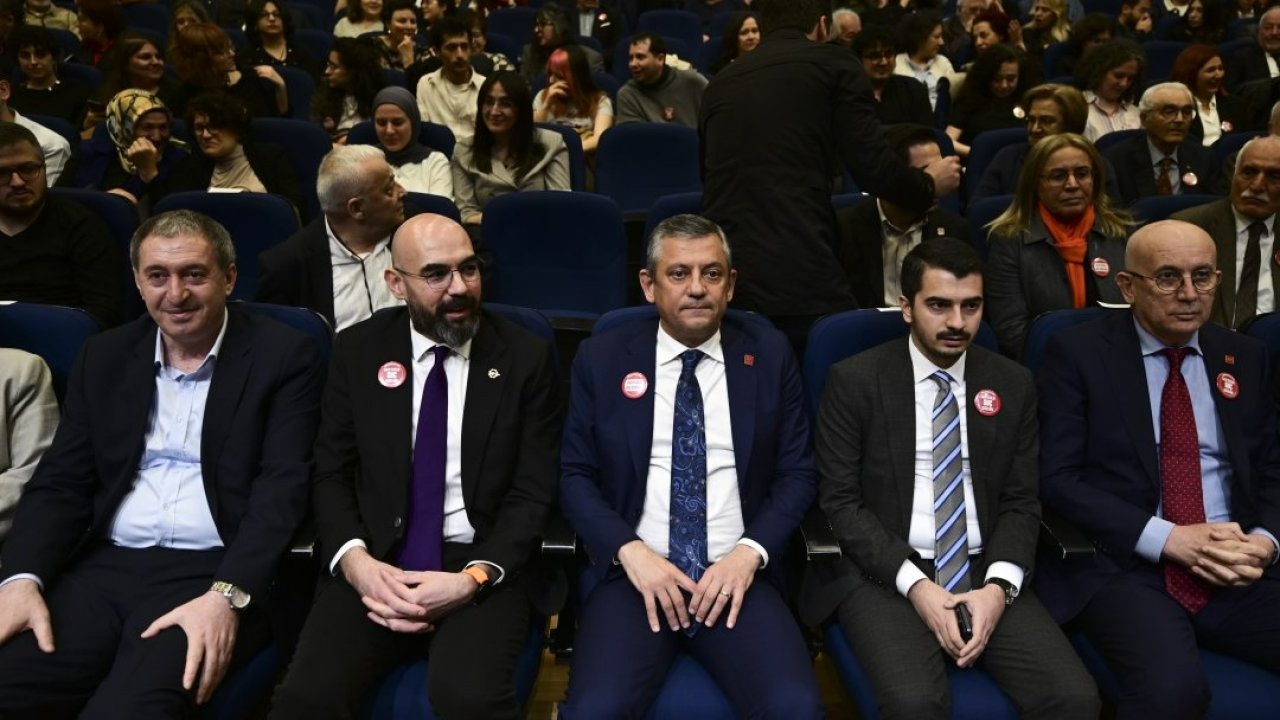 CHP Genel Başkanı Özel, ÇGD Yılın Başarılı Gazetecileri Ödül Töreni'ne katıldı
