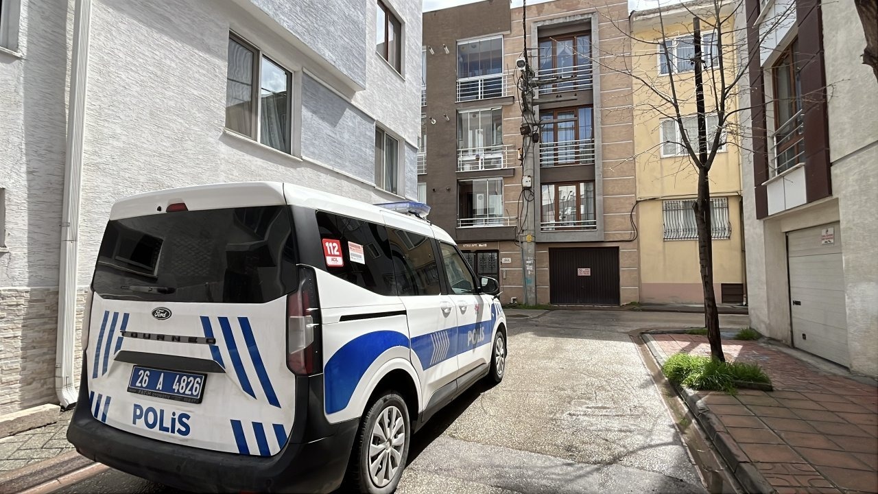 Eskişehir'de tek başına yaşayan evinde ölü bulundu