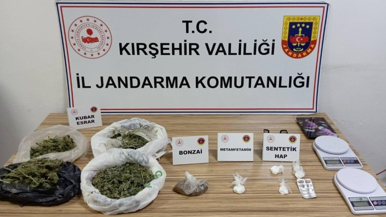 Kırşehir'de 1,2 kilo uyuşturucuyla yakalanan zanlı tutuklandı