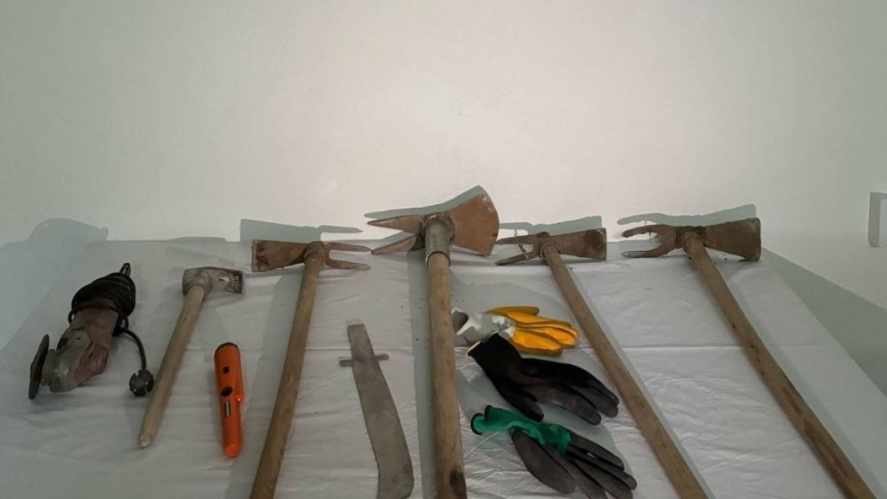 Kırşehir'de izinsiz kazı yapan 2 zanlı suçüstü yakalandı