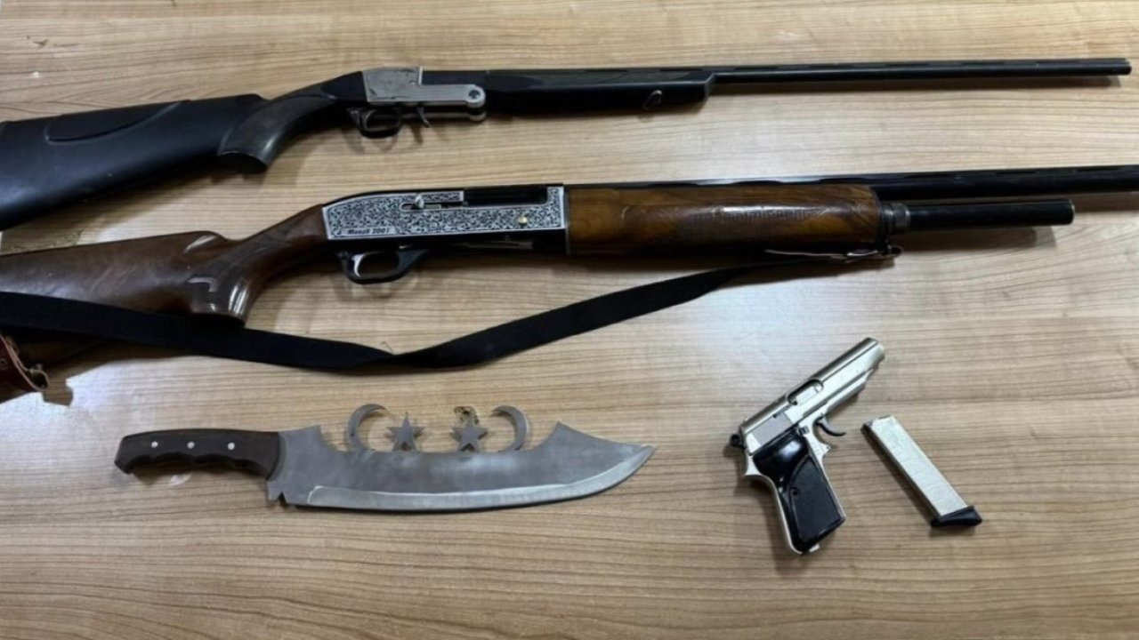 Kırşehir'de ruhsatsız 2 av tüfeği ve 1 tabanca ele geçirildi