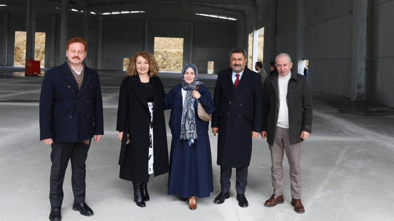 Orta Kaymakamı ve Belediye Başkanı OSB'de yapımı süren gazoz fabrikası gezdi