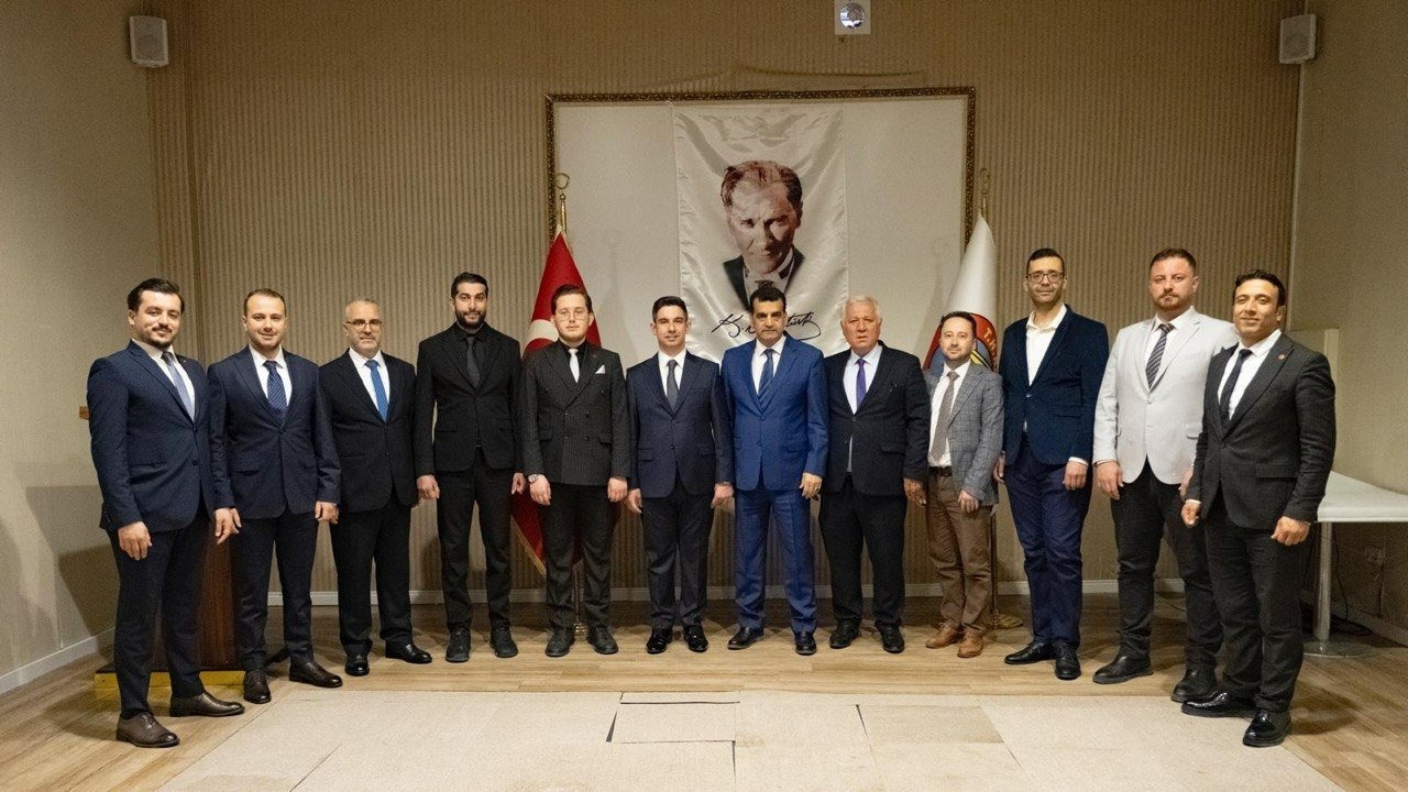 Türk Hava Kurumu Eskişehir Şubesi Başkanı Gökhan Çalışkan güven tazeledi