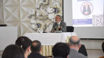 AYBÜ Rektörü Köseoğlu, Çubuk Yerleşkesinde öğrencilerle buluştu