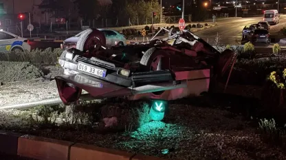 Niğde'de iki otomobilin çarpıştığı kazada 2'si ağır 4 kişi yaralandı