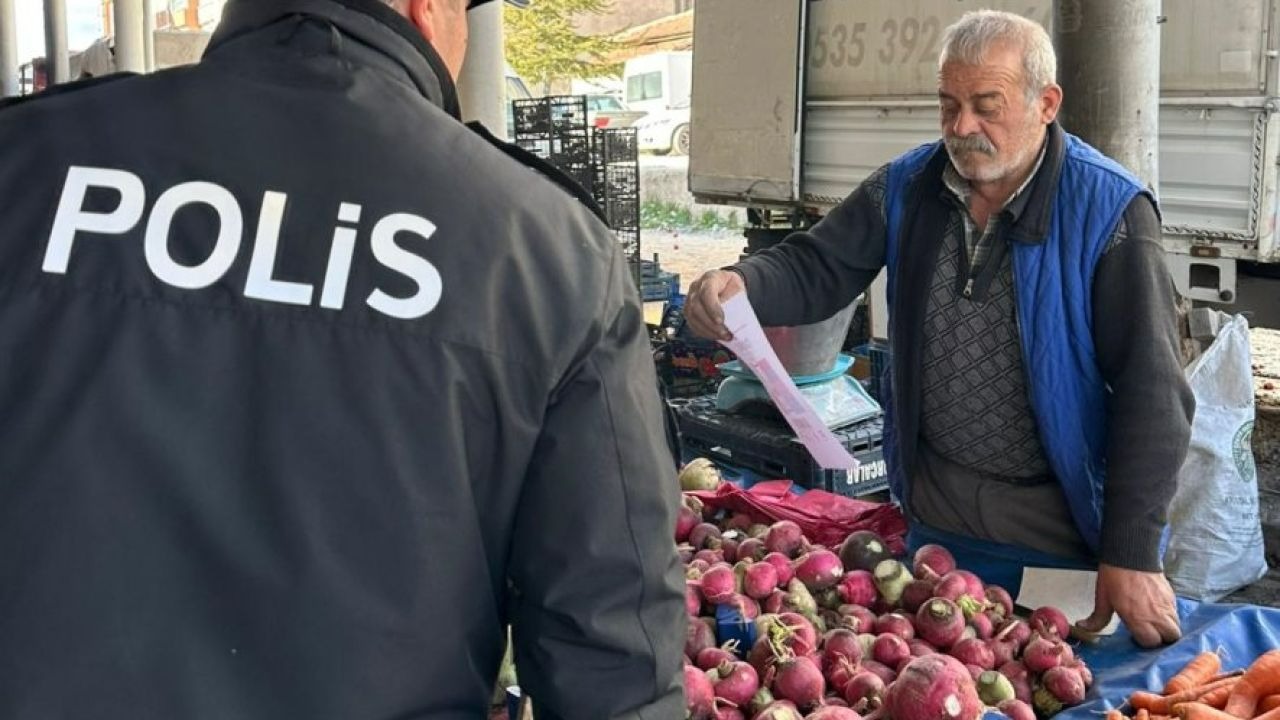 Kırşehir'de vatandaşlar dolandırıcIlık olaylarına karşı bilgilendirildi